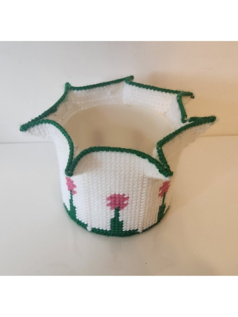 Vintage Handmade Plastic Canvas Floral Tulip Planter Cover White Green Pink Star